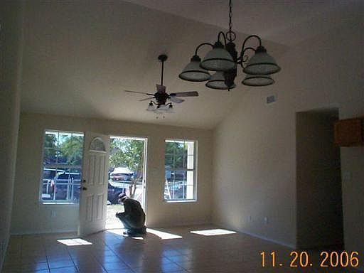 5th image of 135 CADDO ST