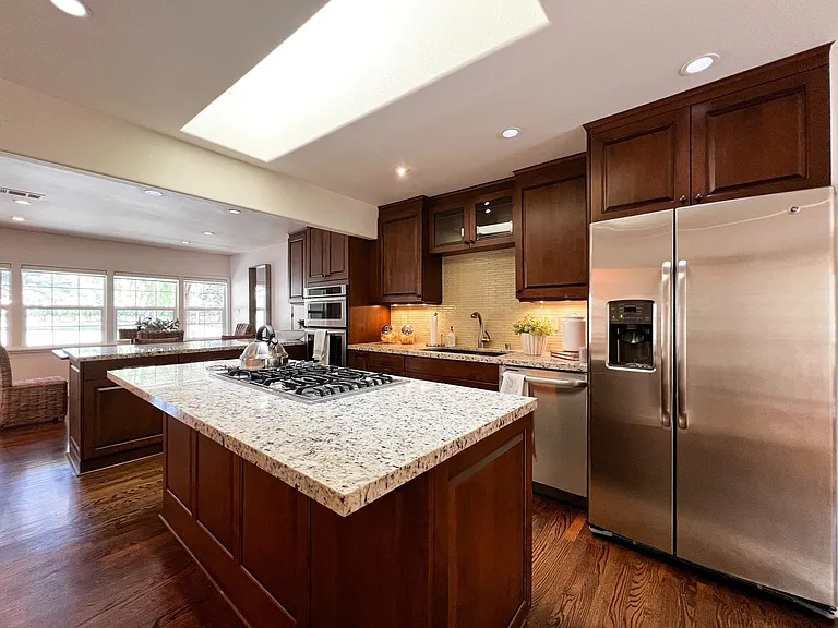 1022 Berry Ln — Photo 16