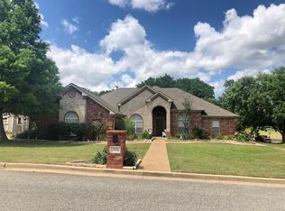 911 Rico Dr, Athens, TX 75751