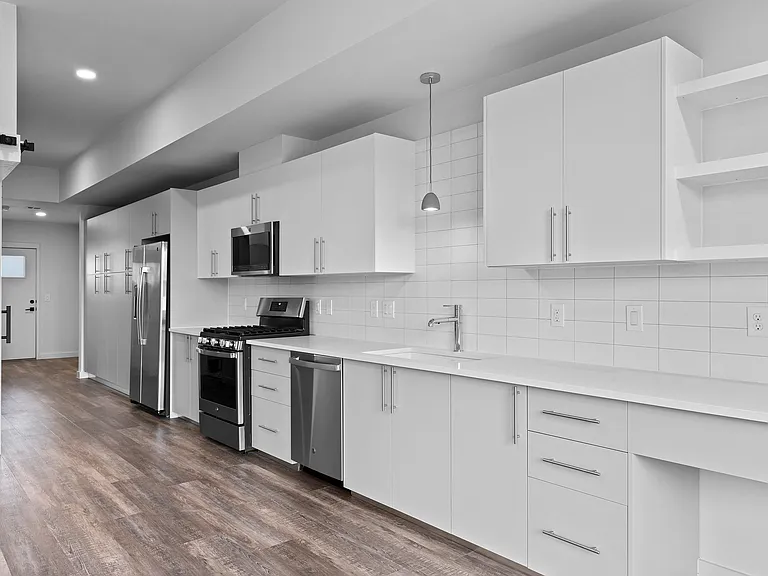 4004 Banister Ln #309 — Photo 3