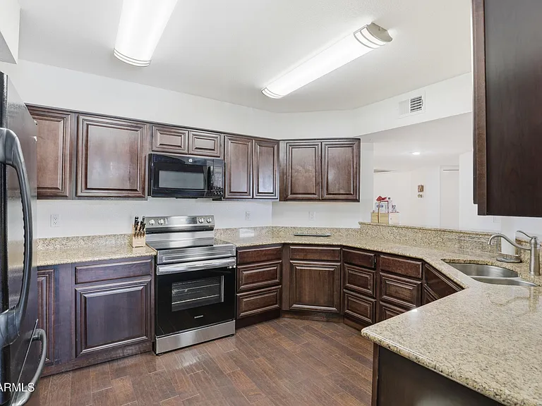 905 N Beeline Hwy #41 — Photo 8