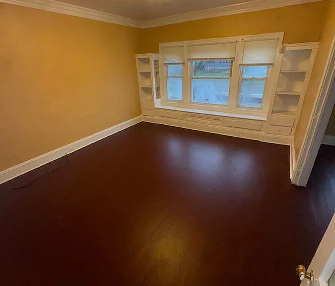 1633 Eddington Rd #1 — Photo 3