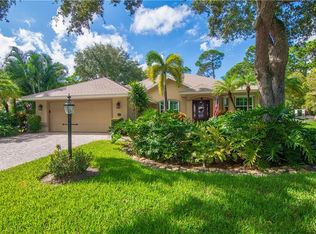 425 40th Ct SW, Vero Beach, FL 32968