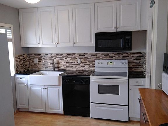 3rd image of 4099 Huerfano Ave Unit 215