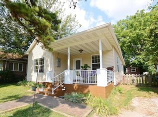 2006 N Travis Ave, Springfield, MO 65803