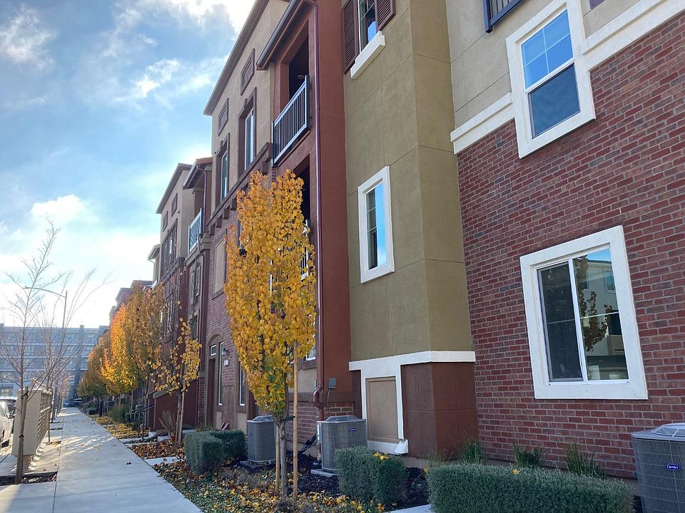1st image of 1035 Giacomo Ln Unit 5