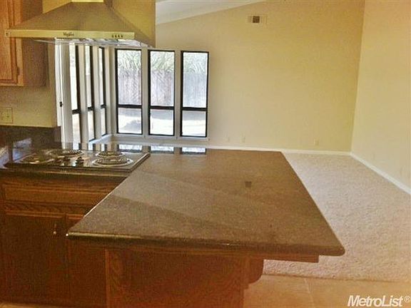 5th image of 14462 S Arapaho Way
