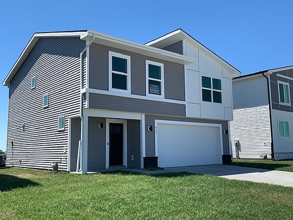2nd image of 418 NE Whitetail Dr