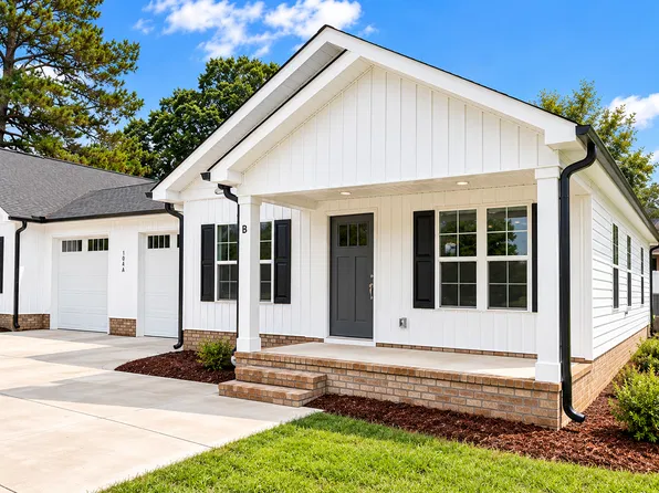 104 N Davis St #B, Selma, NC 27576