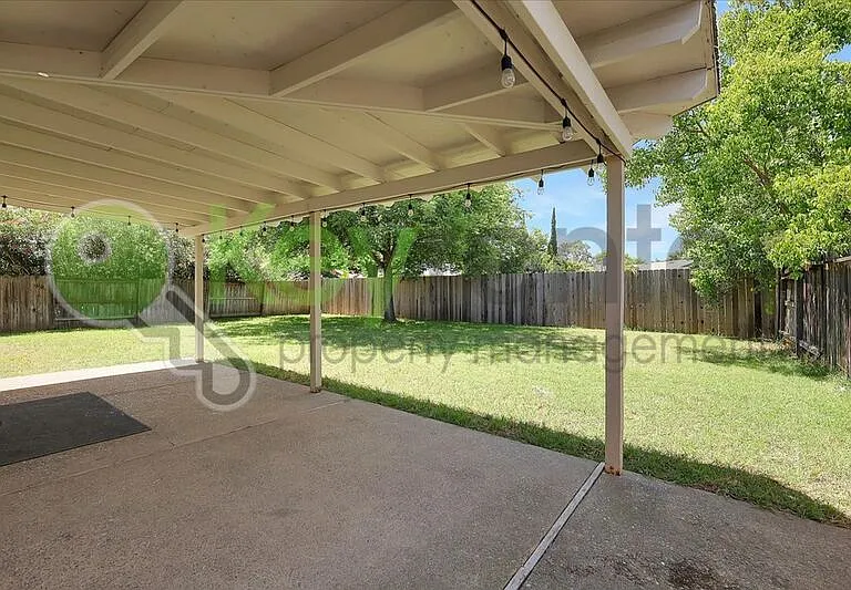 245 Withington Ave — Photo 24
