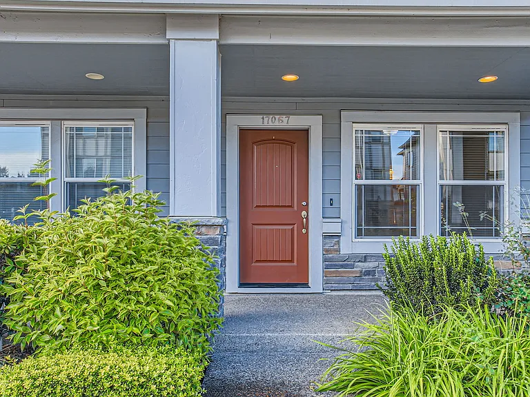 17067 SW Jean Louise Rd — Photo 3
