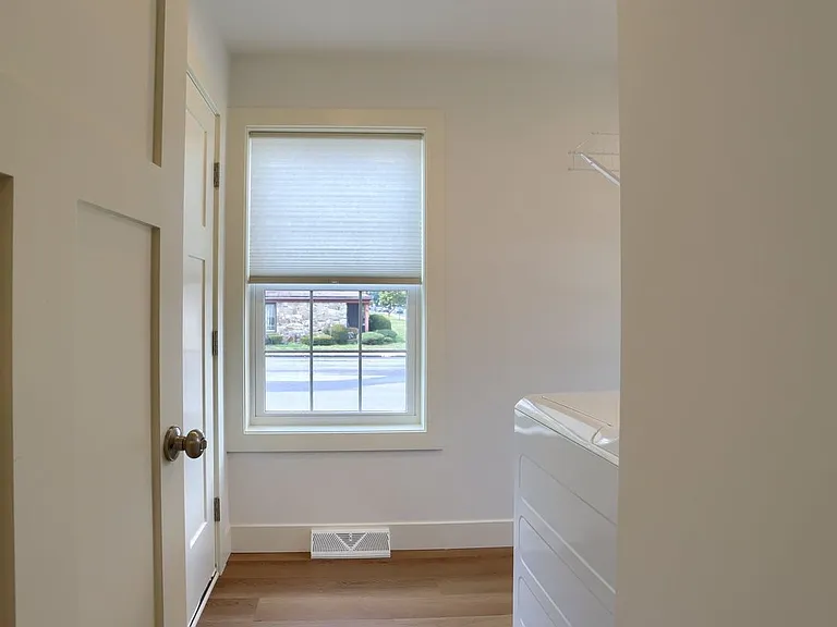 45 N Penn St — Photo 10
