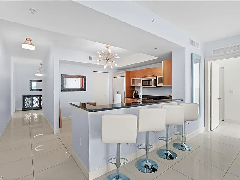 3000 Oasis Grand Blvd #1101 — Photo 21