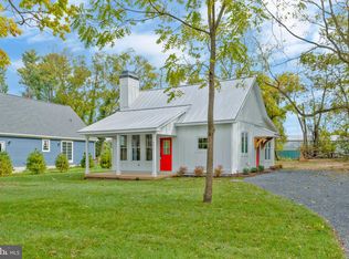 9211 Patrick St, Upperville, VA 20185