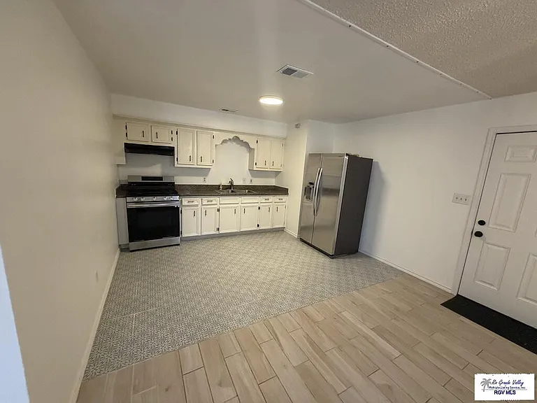 7202 El Lago Dr — Photo 5