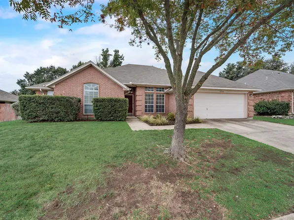7808 Old Hickory Dr, North Richland Hills, TX 76182