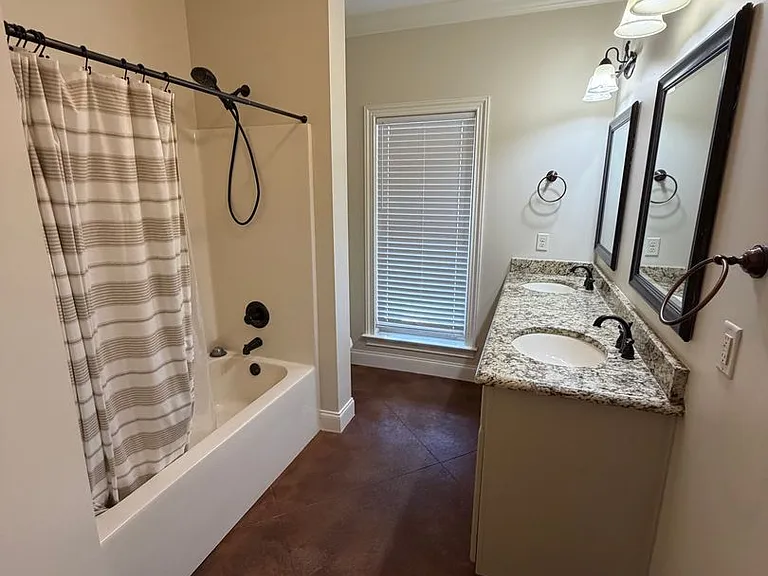635 Walton Way Dr — Photo 35