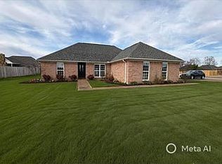 102 Bluebird Cv, Medina, TN 38355