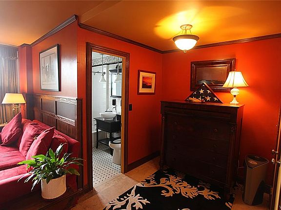 5th image of 751 W Ferry St #5E-F