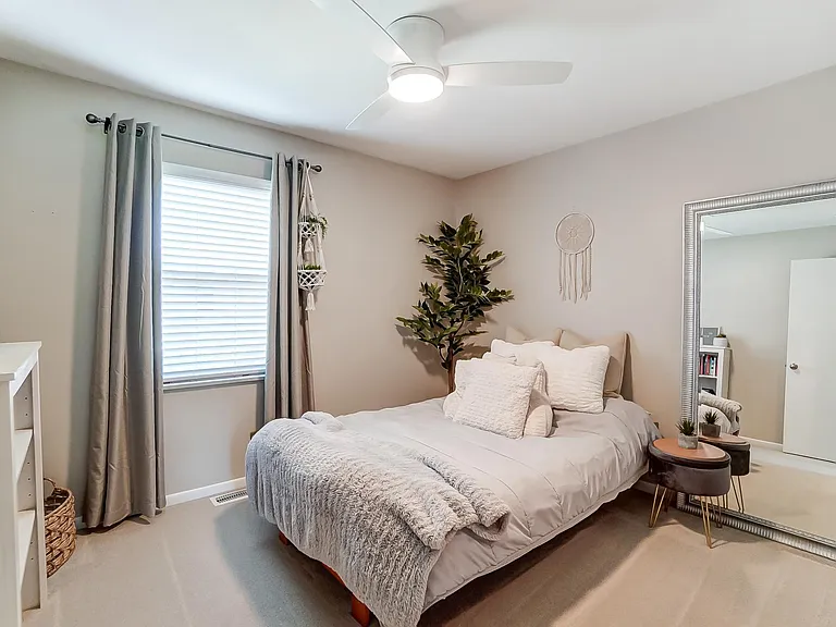 1599 Yellowglen Dr — Photo 28