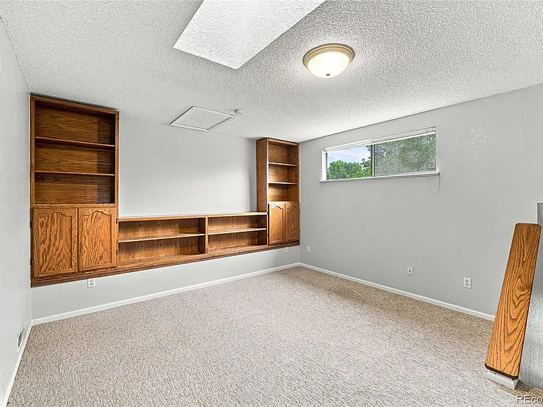 6242 Willow Ln — Photo 5