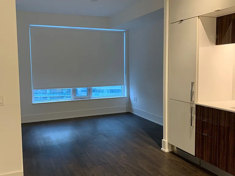 10 York St #3613 — Photo 11