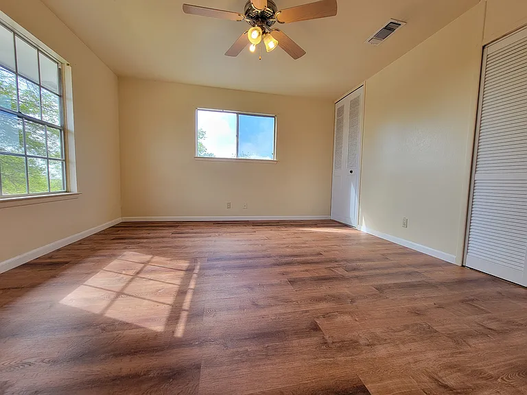 2115 Cedar Run Dr — Photo 17