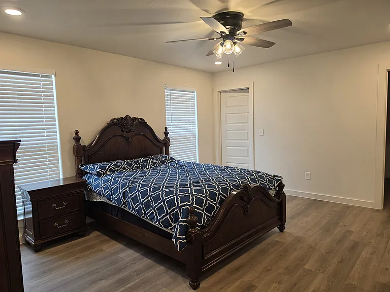 2005 Gulf Prairie Ln — Photo 14