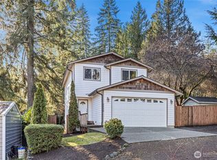 3259 Northlake Way NW, Bremerton, WA 98312