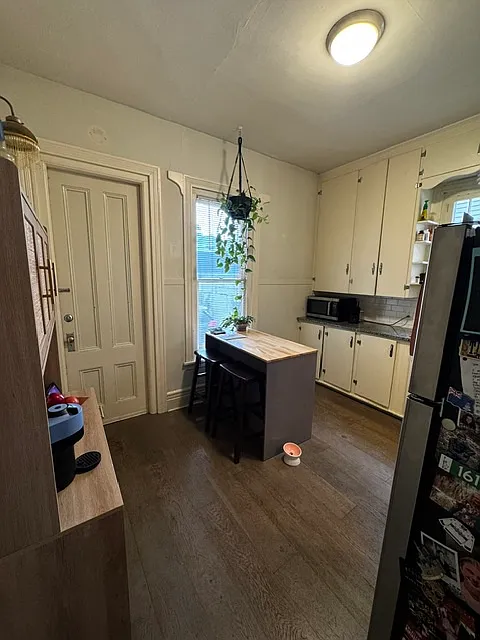 2 bed, 1200 sqft, $1,950 — Photo 4