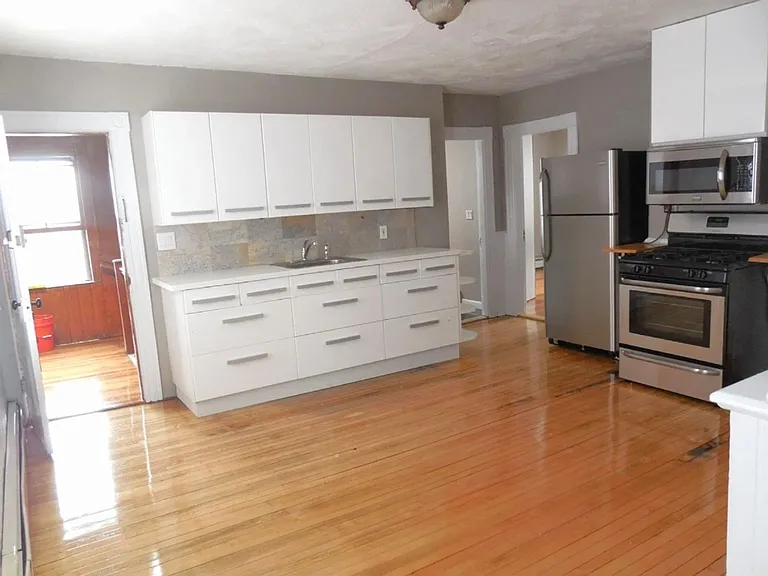 103 Tell Street — Photo 5