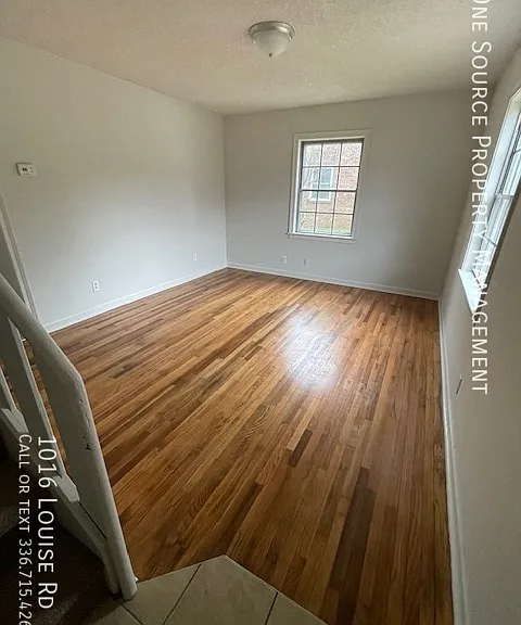 1016 Louise Rd — Photo 2