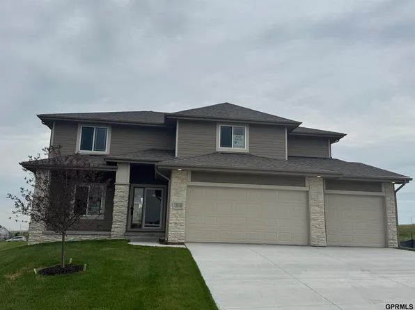 12610 Schirra St, Omaha, NE 68138