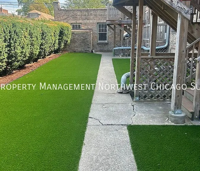 8055 S Prairie Ave #2 — Photo 11