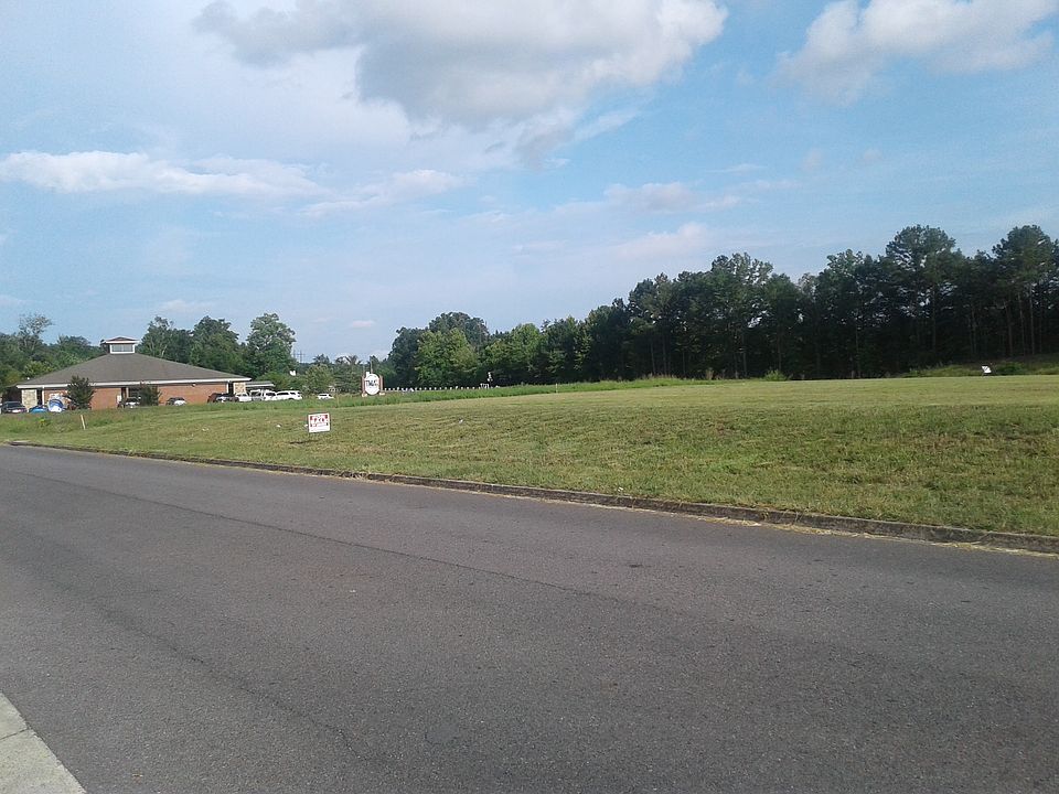 2nd image of 1022 Riverburch Pkwy