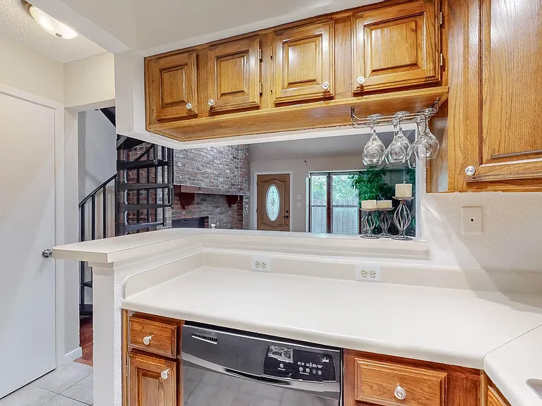 2569 Shady Ridge Dr — Photo 17