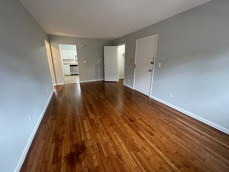 325 Fountain St #2B — Photo 3
