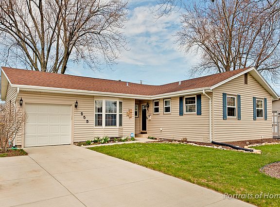 2nd image of 555 Illini Dr