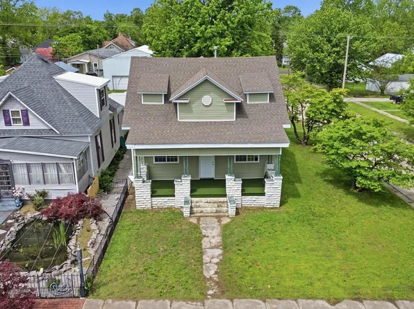 620 6th Street, Monett, MO 65708