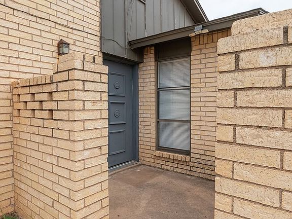3rd image of 4925 Greenslope Dr APT D