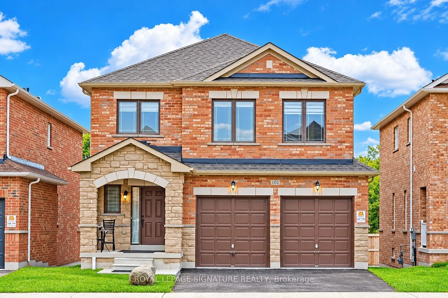 4 bed, $2,800 — Photo 1
