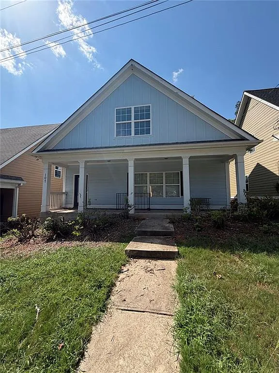 4 bed, 4.0 bath, 1798 sqft, $2,400 — Photo 1