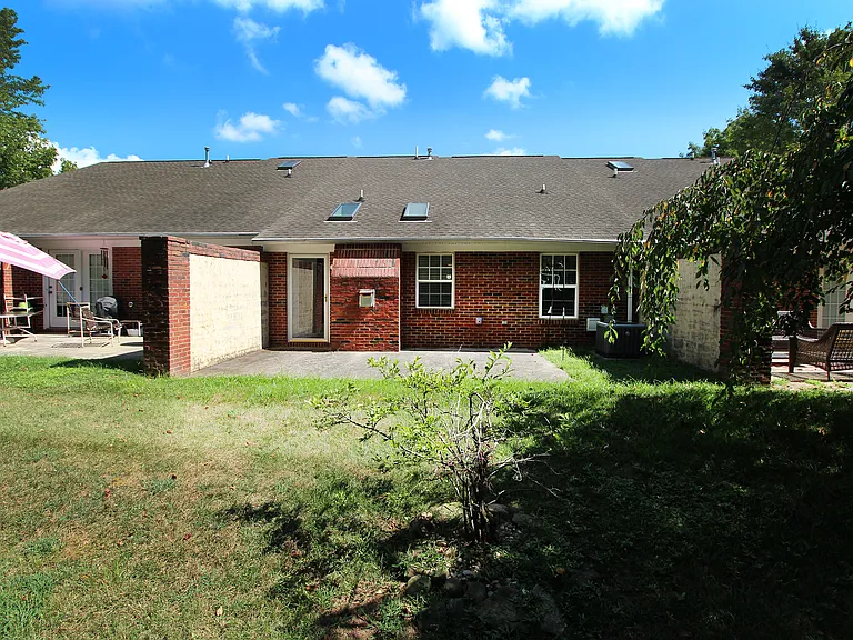 741 Harbor Way — Photo 23