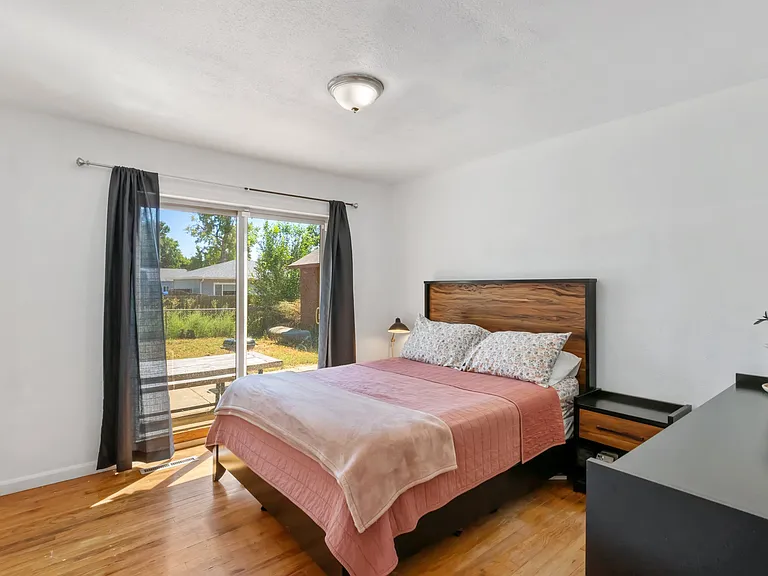 141 Sherri Dr — Photo 24