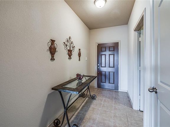 4th image of 149 Sierra Dr