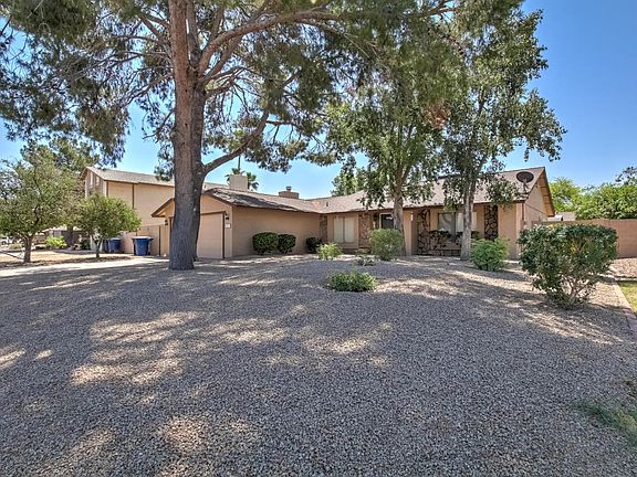 3rd image of 4519 W Mercury Way