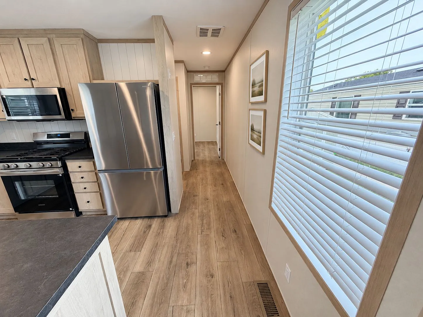 Open-Concept Floor Plan! — Photo 2