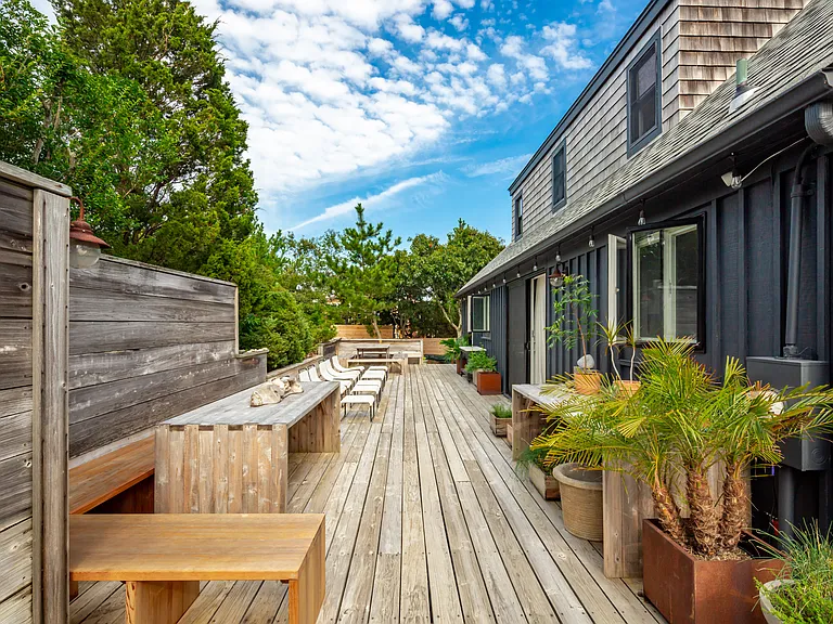 20 Ocean Ln — Photo 1
