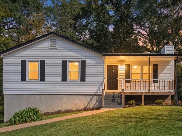640 Valerie Cir, Hiram, GA 30141