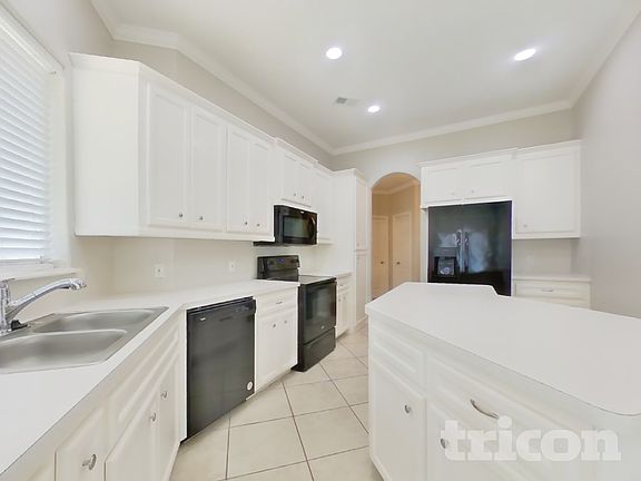 5th image of 138 Snug Harbor Dr